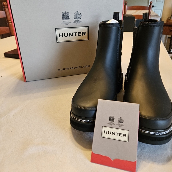 Hunter Stich Detail Rain Boots - Picture 1 of 4